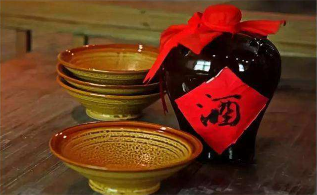白酒到底哪里好喝？這么多人喜歡！