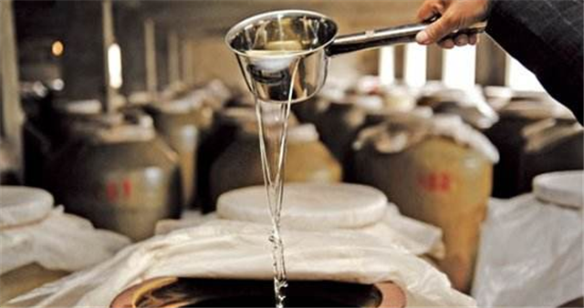 為您推薦3大便宜又好喝的糧食酒，比如說中國(guó)三大名酒！