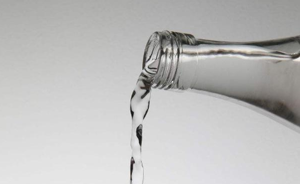 白酒跑氣還能喝嗎？不同的酒答案不一樣。