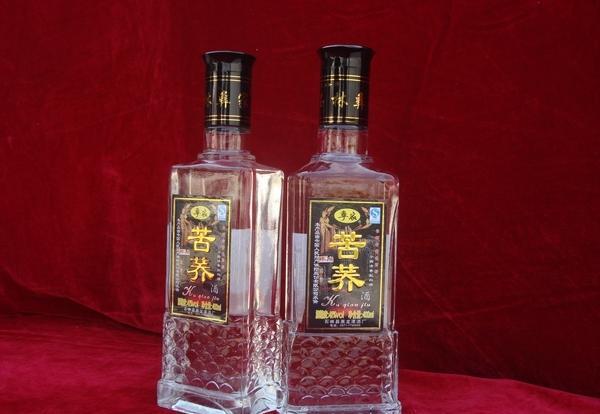 沒開瓶的白酒能保存多久？白酒存放多久最佳？