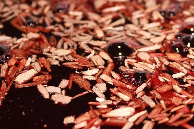 紅酒橡木味來自于什么？橡木味代表紅酒的好壞嗎？