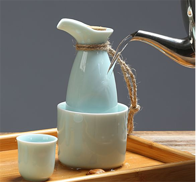 怎么喝酒不醉的小技巧？食飲結(jié)合比較好。