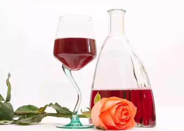 紅酒時間長了還可以干嘛？如何判斷紅酒不能喝了？