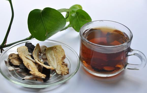 用什么酒泡鹿茸比較好？這樣做鹿茸泡酒更有價值