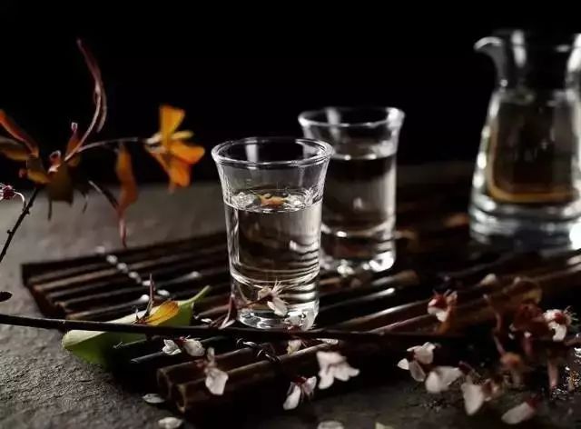 白酒到底有沒(méi)有營(yíng)養(yǎng)價(jià)值？白酒的營(yíng)養(yǎng)價(jià)值有哪些？