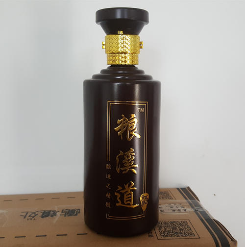 高度白酒一般能儲(chǔ)存多長(zhǎng)時(shí)間？高度白酒如何長(zhǎng)時(shí)間儲(chǔ)存？