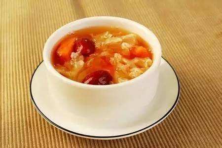 紅酒煮雞蛋有什么功效？如何制作紅酒煮雞蛋？