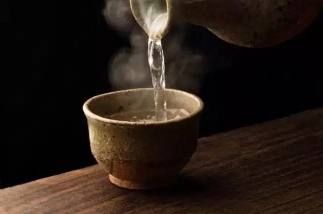 白酒苦是什么原因造成的？白酒最簡(jiǎn)便的去苦方法是什么？
