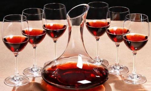 喝紅酒可以美容嗎？什么時候喝葡萄酒比較好？