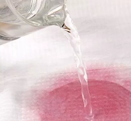 真絲粘上紅酒怎么洗掉，紅酒漬去除絕招