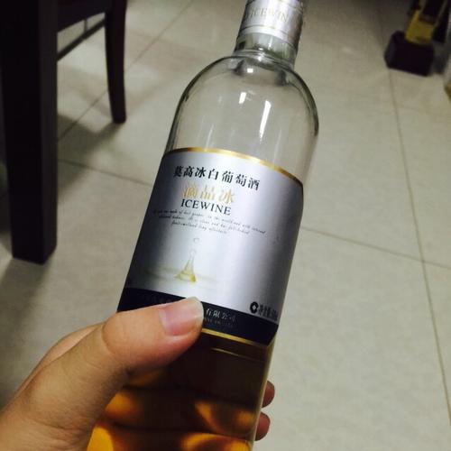購(gòu)買加拿大冰酒時(shí)要如何辨別真?zhèn)文兀? width=