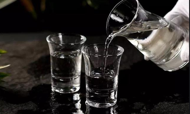 白酒甲醇是怎么來的，超標(biāo)有什么危害？