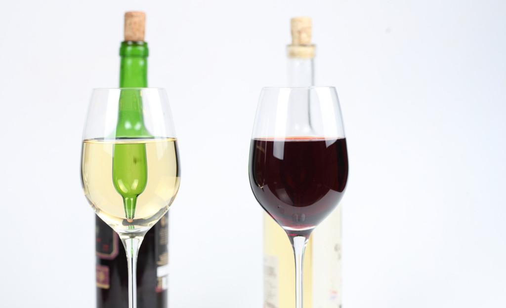 香檳酒和紅酒哪個好喝？紅酒與香檳的口感區(qū)別