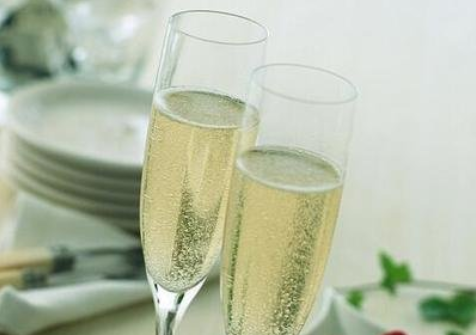 喝不了的起泡酒怎么放？試試這些保存方法吧
