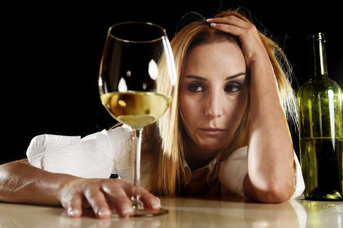 紅酒喝醉了怎么解酒？如何預(yù)防喝醉酒？