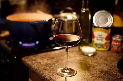 紅酒雞蛋有什么作用？如何制作紅酒煮雞蛋？