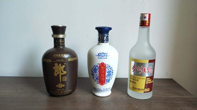 從曾經(jīng)的郎酸、茅苦、習(xí)甜來談?wù)勧u酒的酸苦甜