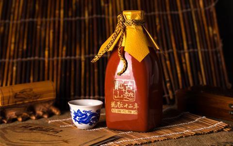 女人喝黃酒有什么好處，什么時候喝黃酒好