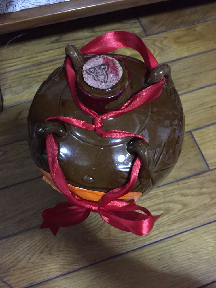 女兒紅黃酒好喝嗎？女兒紅好喝還是花雕酒好喝？