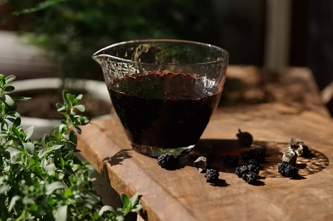 怎樣制作桑葚酒？桑葚釀酒的制作方法