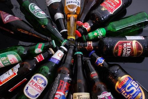 啤酒怎么分優(yōu)劣？精釀啤酒和自釀啤酒有什么區(qū)別?