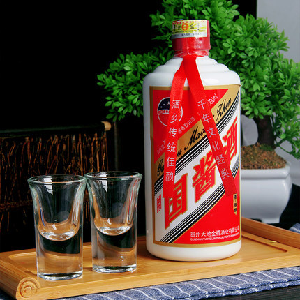 睡前喝白酒有利于睡眠嗎？怎么喝白酒比較健康？