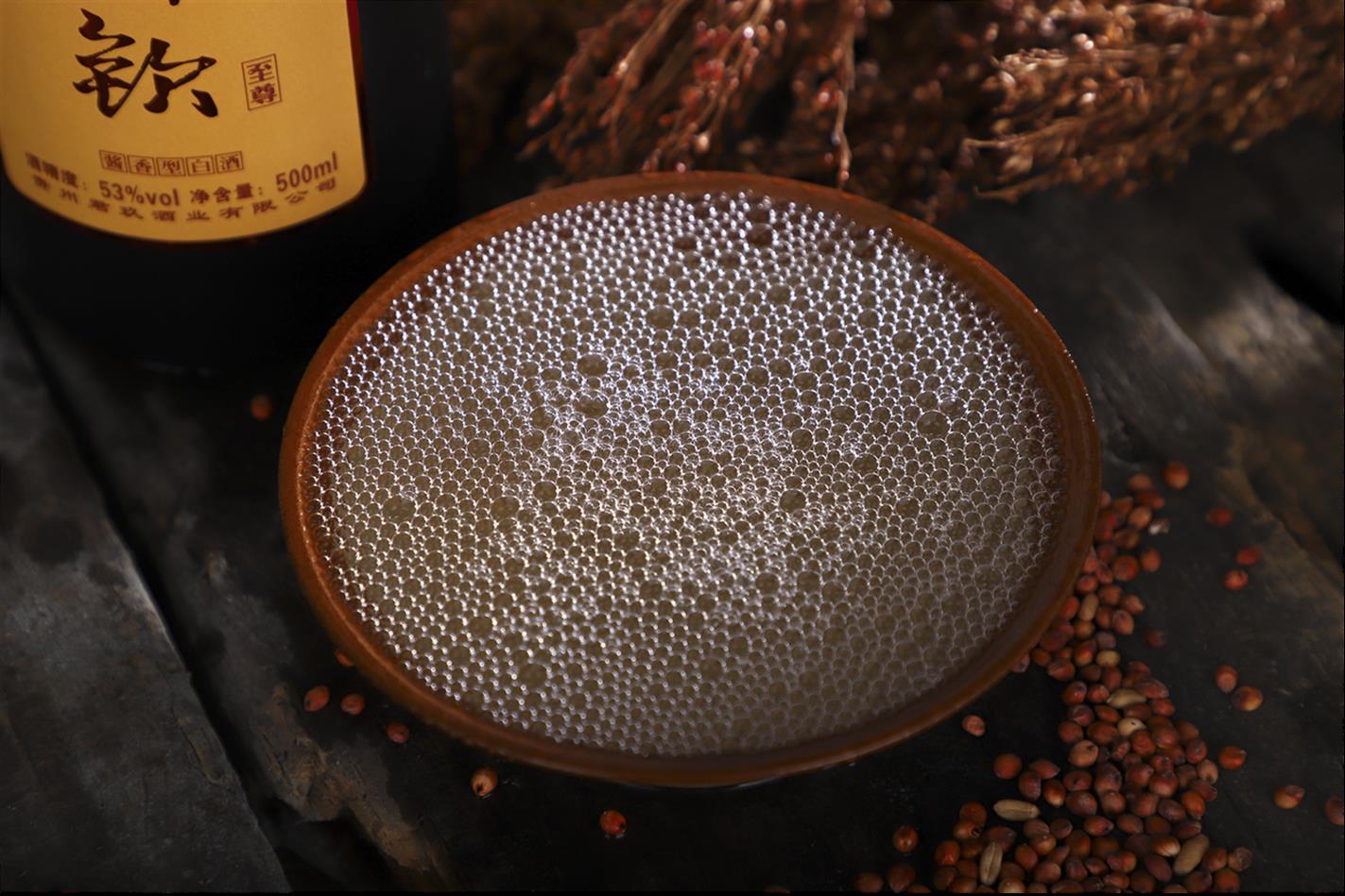 為什么領(lǐng)導(dǎo)只喝醬香酒，和濃香型的區(qū)別你懂了嗎？