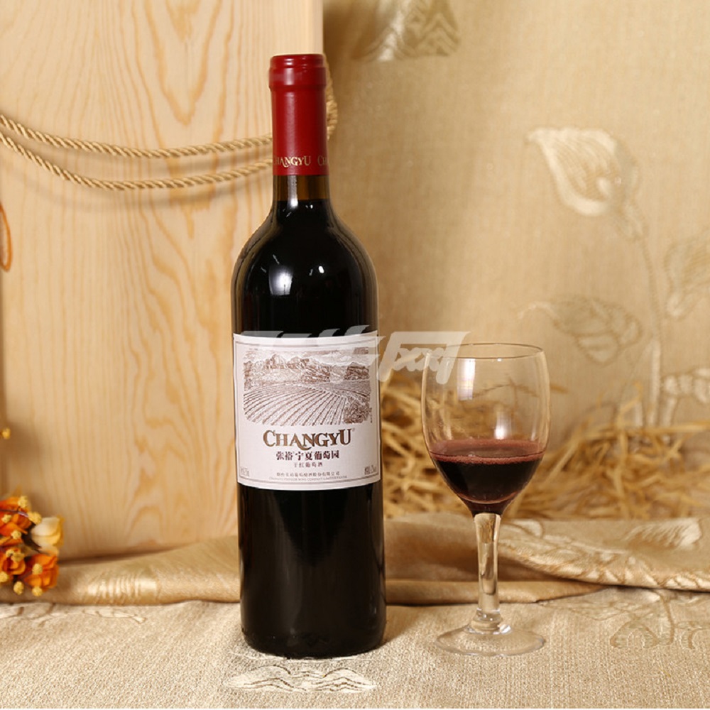干紅和葡萄酒的區(qū)別，如何挑選優(yōu)質(zhì)干紅葡萄酒