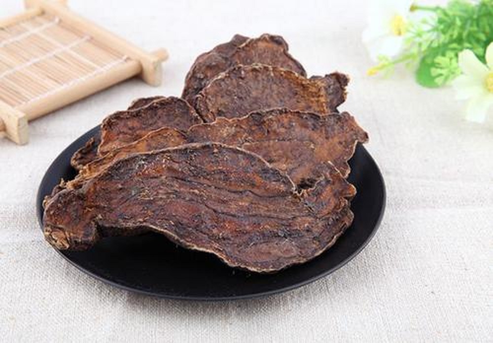 何首烏酒泡多久，一斤白酒泡多少何首烏