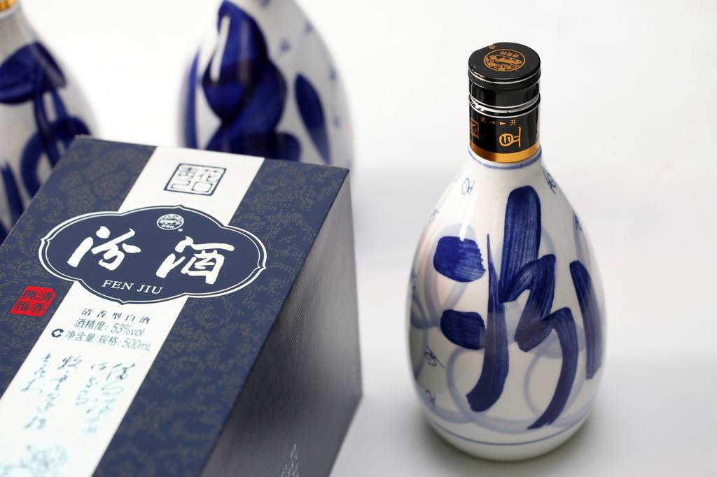 汾酒經(jīng)銷商曝光：市面上售價(jià)上千的白酒，成本僅百元左右