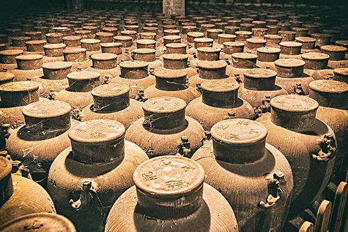 為什么濃香型白酒強(qiáng)調(diào)窖齡？什么是窖齡？
