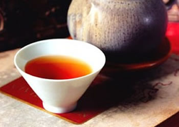 什么是半干黃酒？半干黃酒和干黃酒是根據(jù)黃酒含糖量進行分類的。