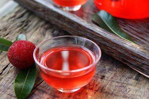 楊梅酒會過期嗎？什么樣的楊梅酒不能喝？