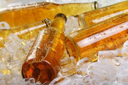 啤酒度數(shù)低小孩可以喝嗎？小孩應(yīng)該少吃哪些食物？