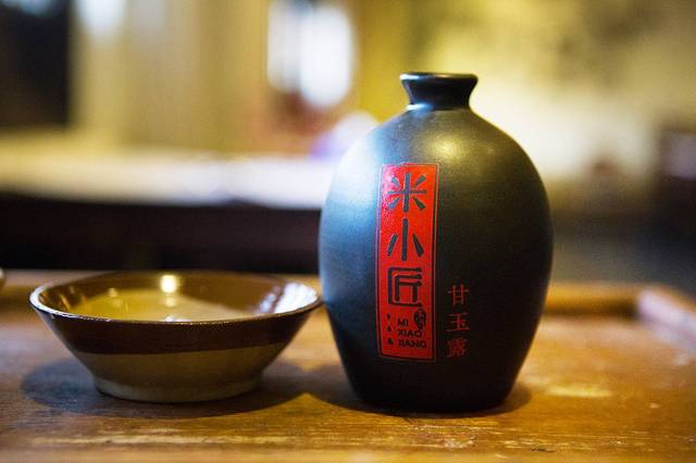 坐月子為什么喝米酒水，有哪些好處和壞處