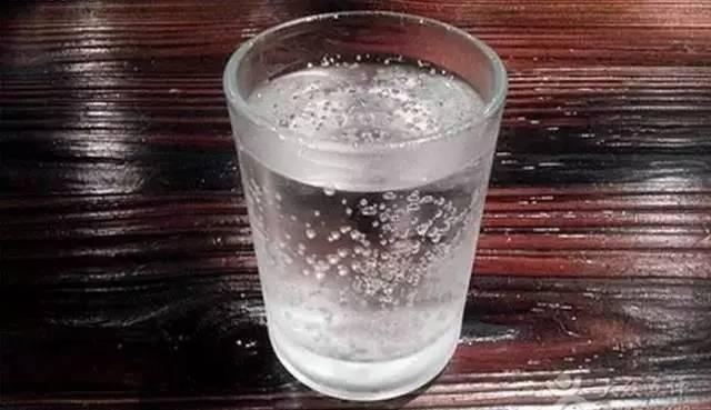 白酒加雪碧能喝嗎？白酒兌雪碧可以喝嗎？