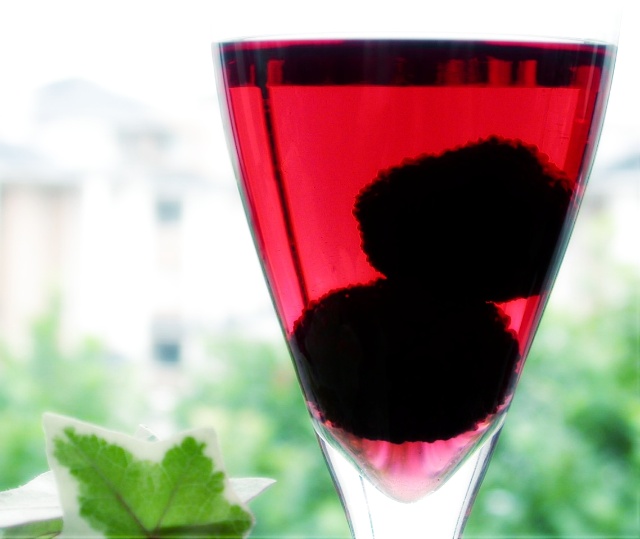 楊梅酒可以泡兩次嗎？泡過(guò)的酒的楊梅還能吃嗎？