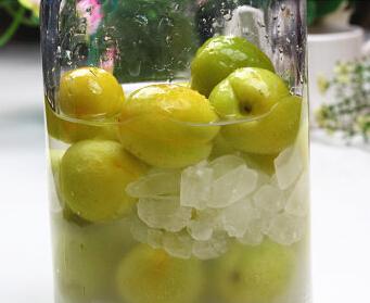 青杏酒的做法，功效與作用有哪些