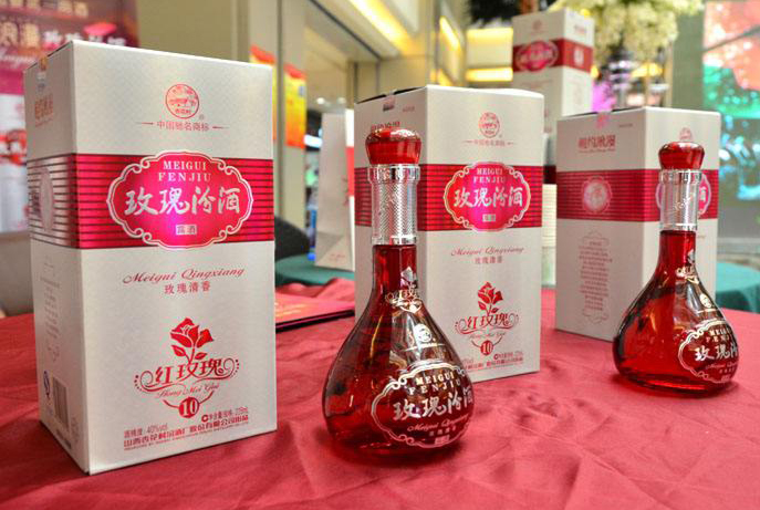 自制玫瑰花酒怎么做？自制玫瑰花酒的做法