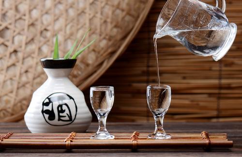 清香型白酒和濃香型白酒有什么區(qū)別？