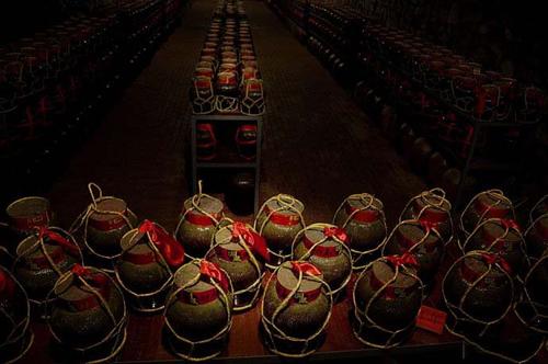 收藏的白酒多久比較值錢？白酒收藏越久越好嗎？