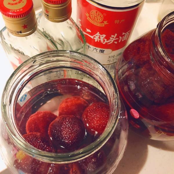 楊梅酒泡多久可以喝,楊梅酒保質(zhì)期是多久？