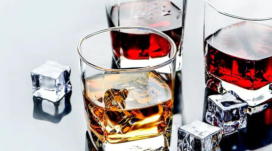 酒商一瓶賺20塊，百億威士忌賽道虛熱or真熱？