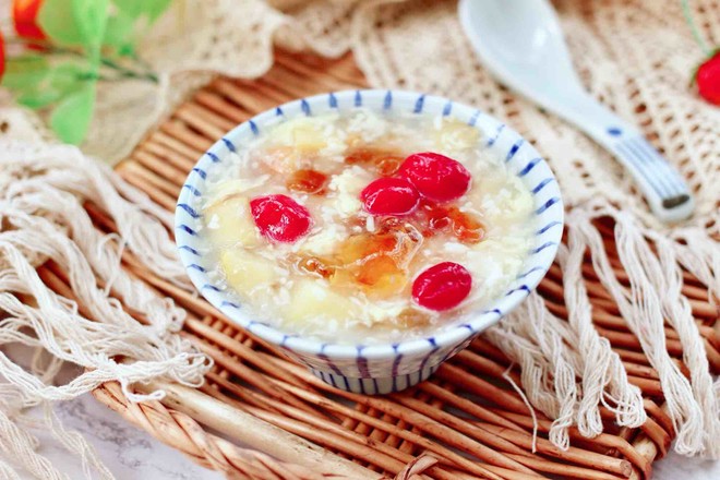 紅糖煮酒釀蘋(píng)果的功效與作用是什么