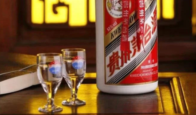 白酒度數(shù)越高越貴嗎？白酒度數(shù)多少度有利于健康。