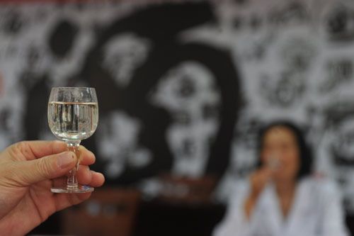 有哪些宴會(huì)適合的白酒推薦？百元左右有哪些白酒推薦？