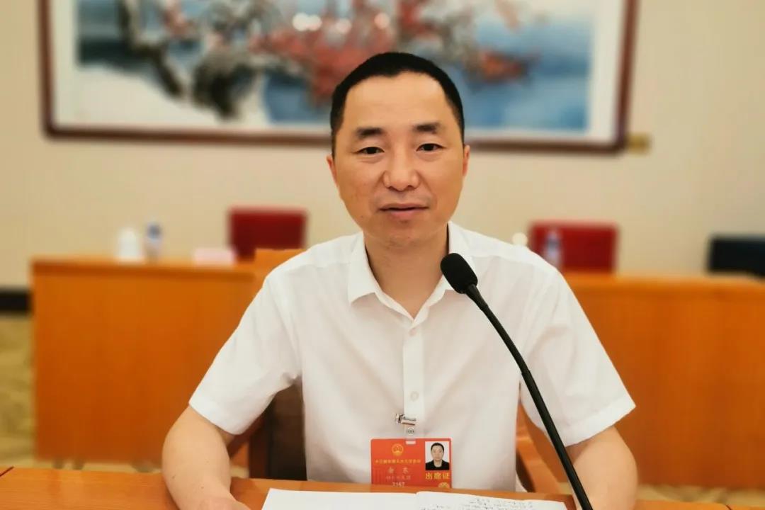 從余東的兩份建議，看舍得行業(yè)擔當