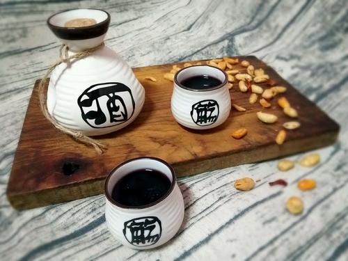紫酒需要醒酒嗎？喝紫酒如何正確醒酒？