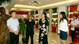 西鳳酒股份公司副總經(jīng)理周艷花一行走訪調(diào)研泉州市場