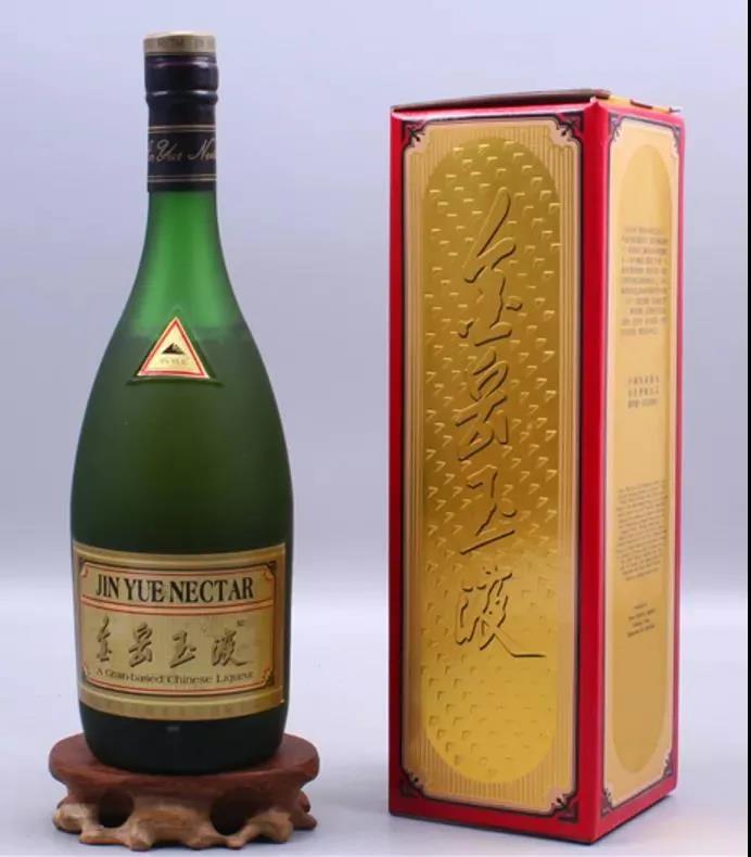 兩大驅(qū)動助推“老酒熱”，如何用競爭戰(zhàn)略調(diào)動顧客常識？